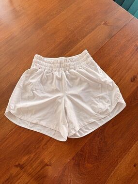 lululemon athletica track that shorts 5”